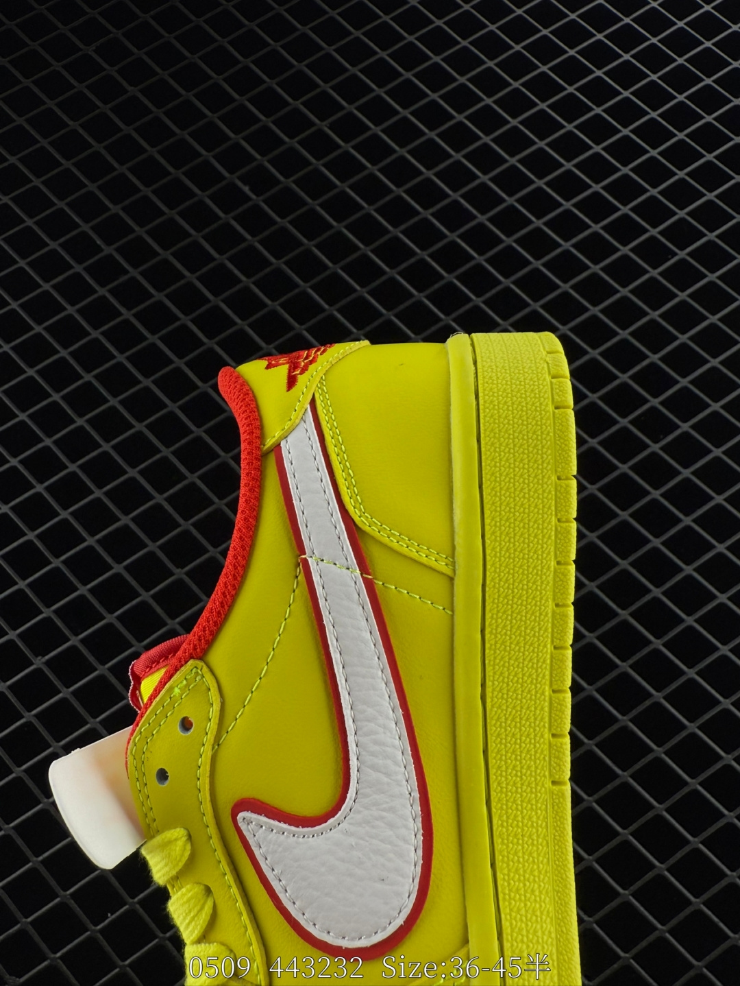 Travis Scott x Air Jordan 1 ” Reverse Mocha “